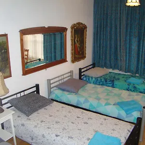Amsterhouse Bed & Breakfast