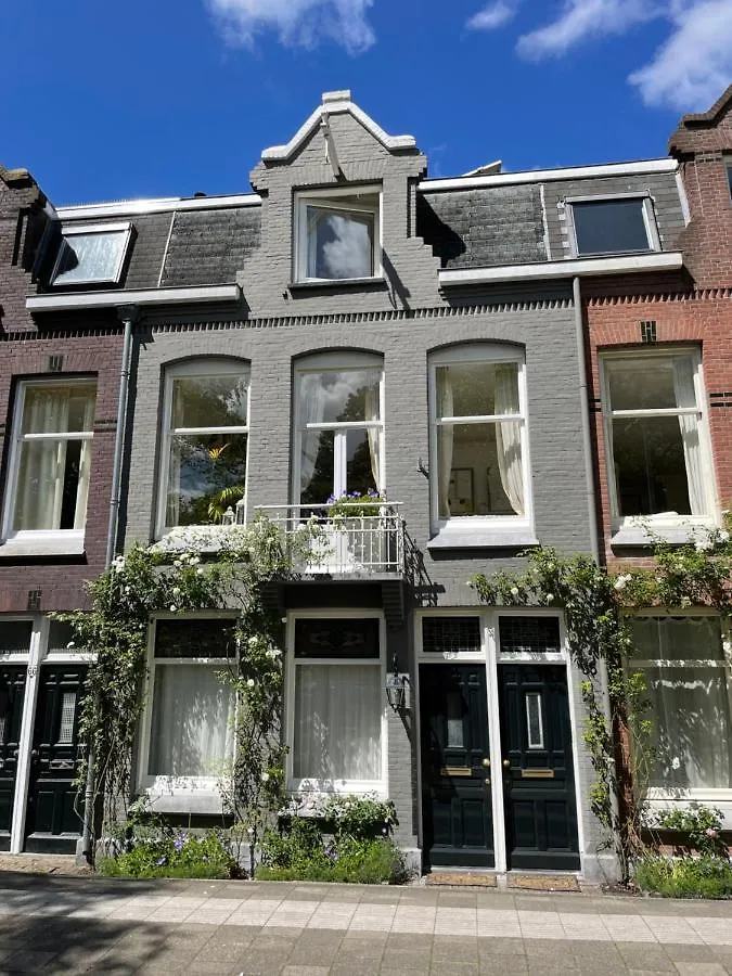 Bed And Breakfast Amsterdam Bed & Breakfast